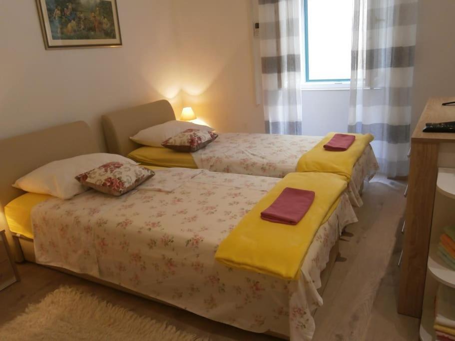 Charming Apartment In Old Town Split Luaran gambar